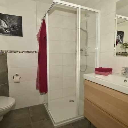 Haus Mariedl Holiday home Reutte