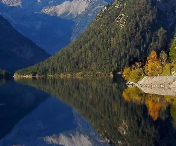 度假居 Haus Mariedl 罗伊特